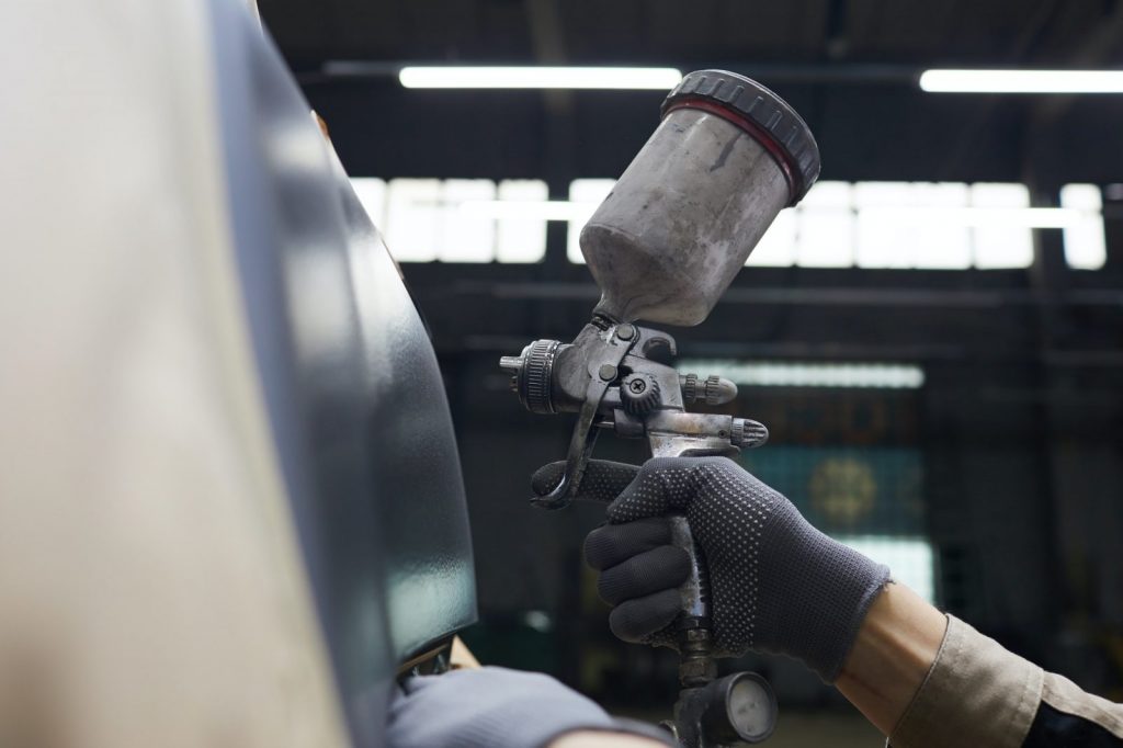 BMW-jälkivarustelut OEM-tasoisesti, merkkitesterillä koodaus ja testaus työpajalla Tampereella